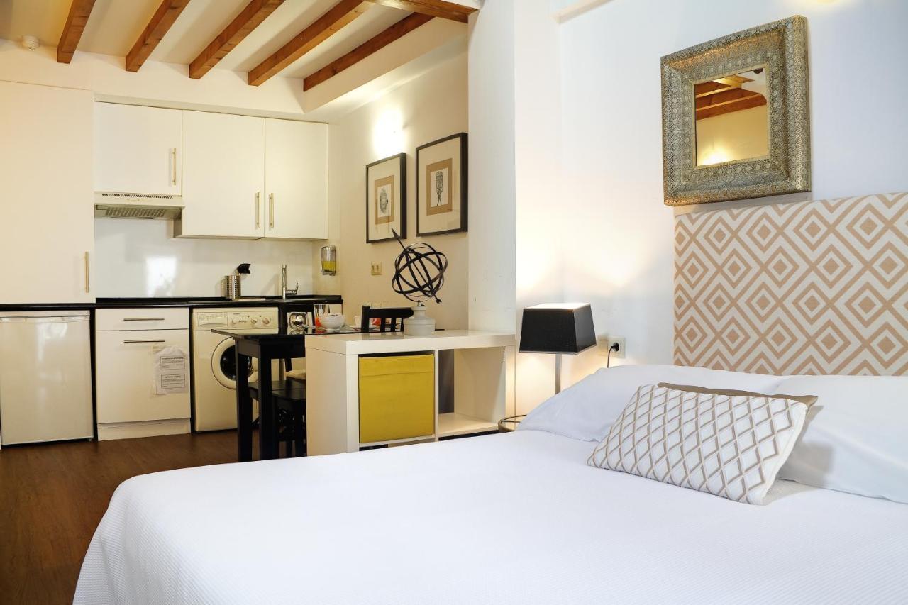 Apartamento Duerming Casas Reales Santiago de Compostela Exterior foto